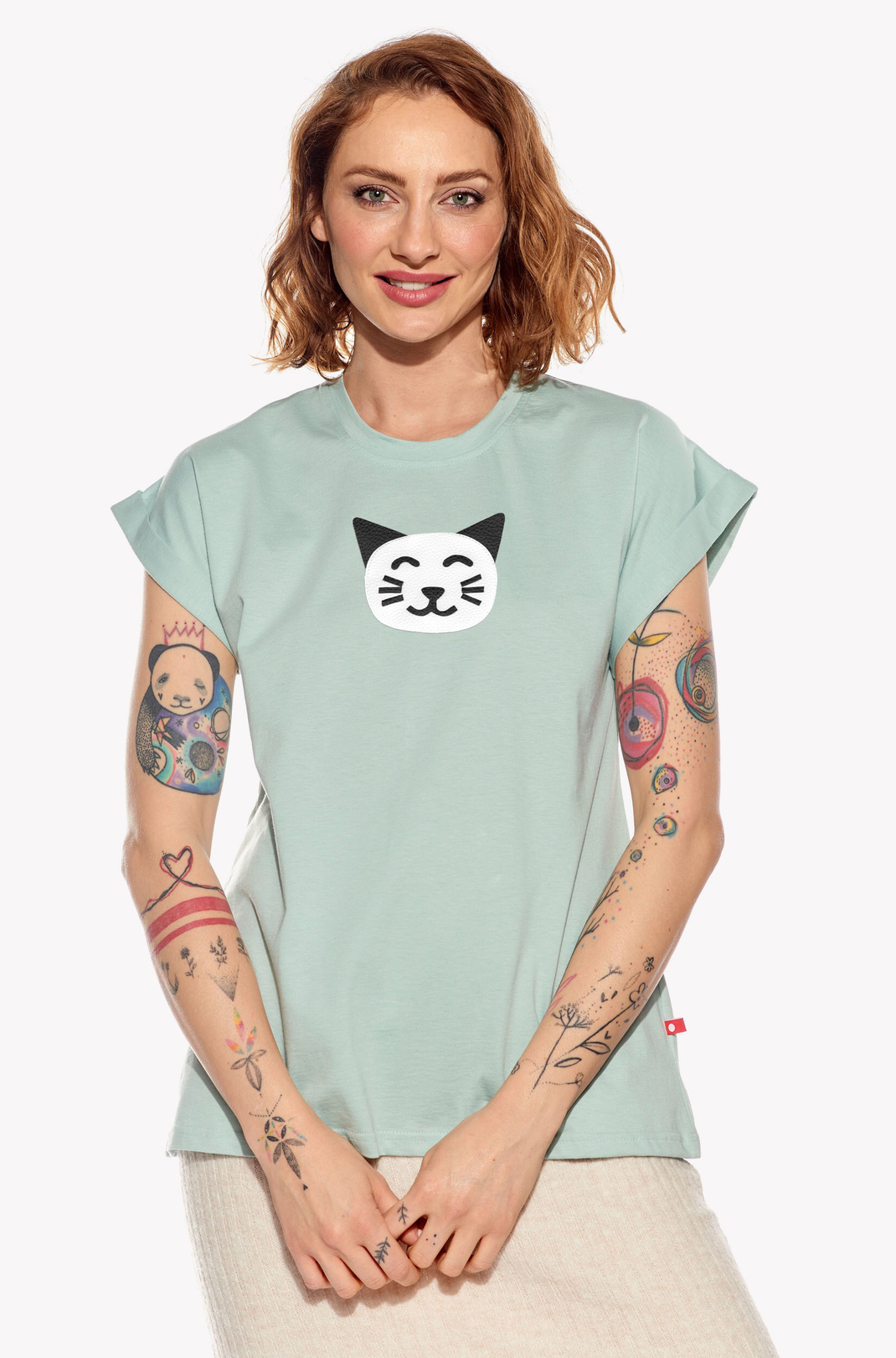 Shirt with cat