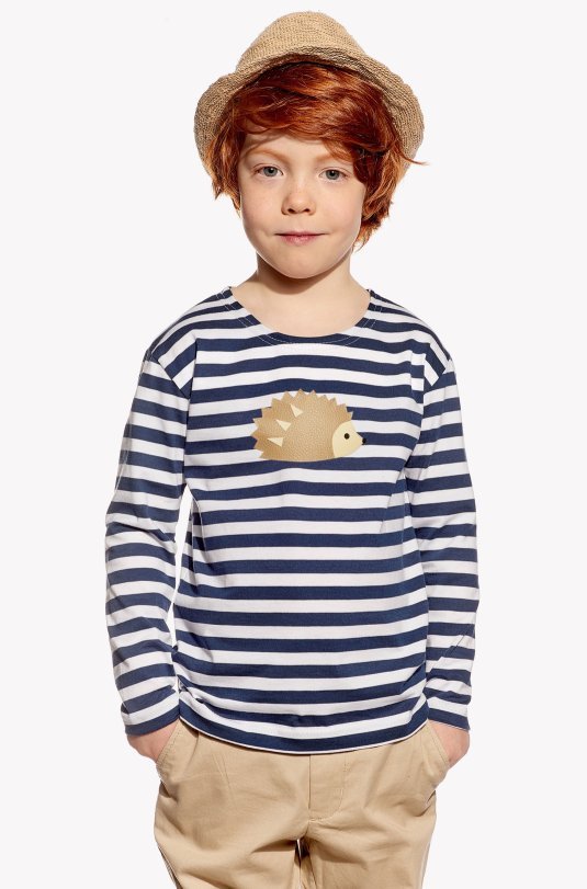 Shirt with hedgehog