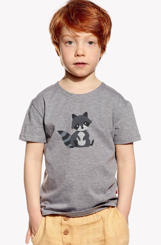 Shirt with raccoon