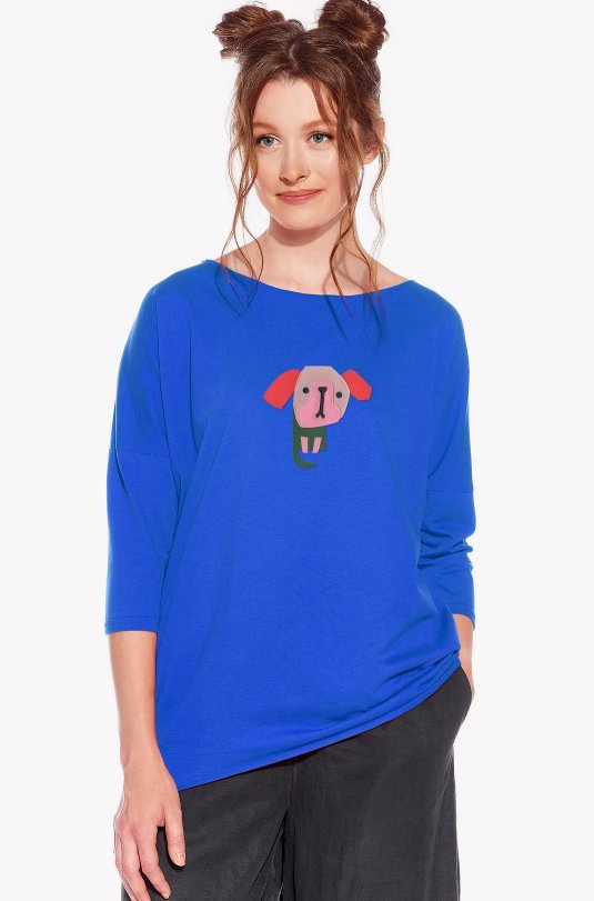 T-Shirt mit einem Hund