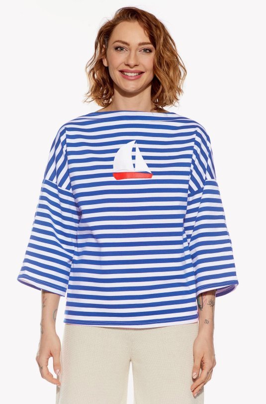 Shirt with sailboat
