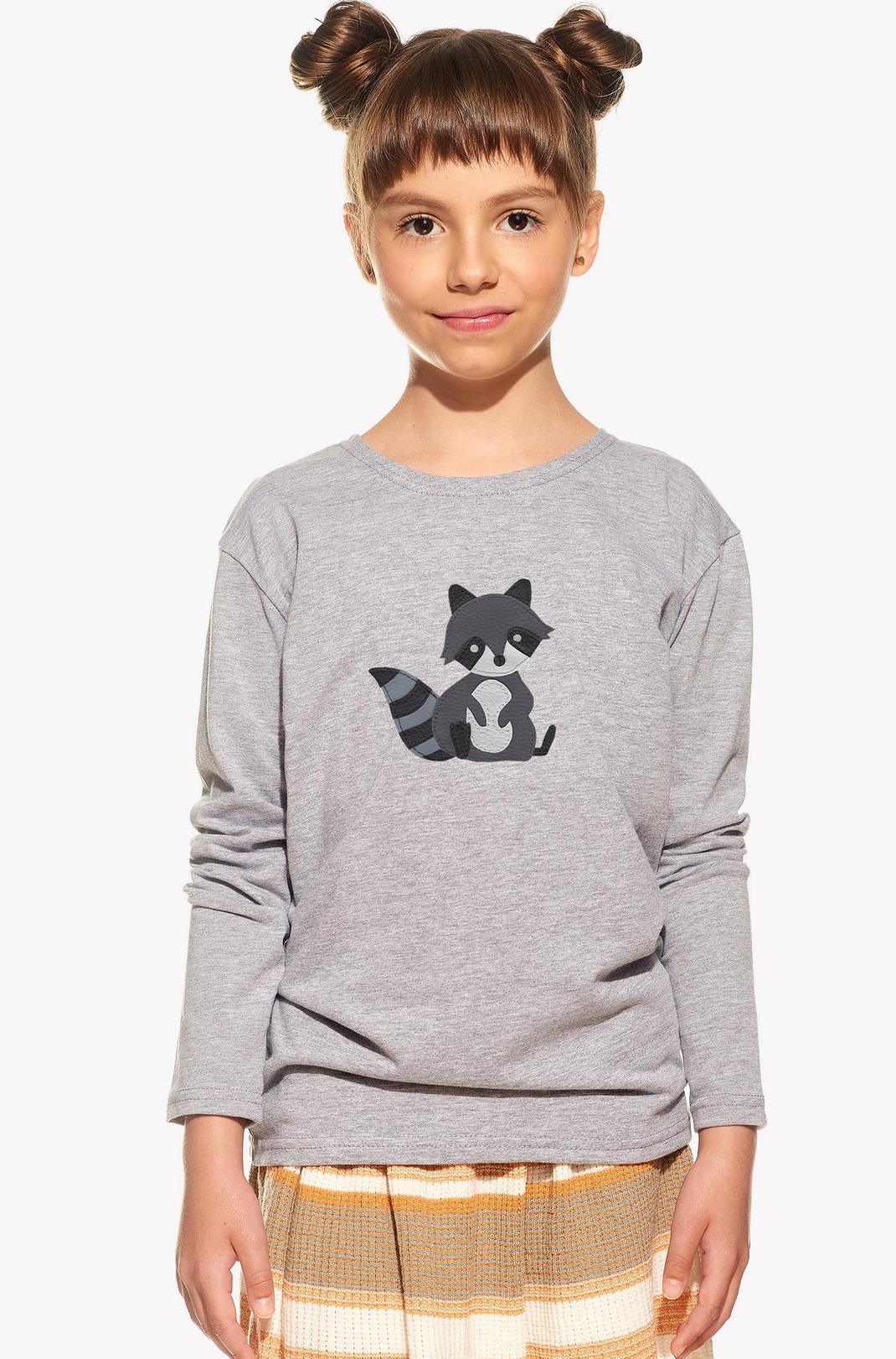 Shirt with raccoon