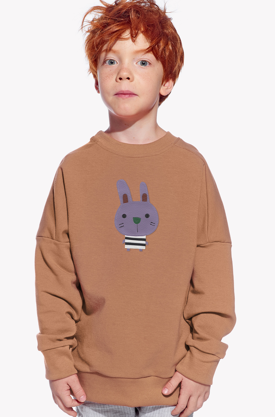 Hoodie with rabbit