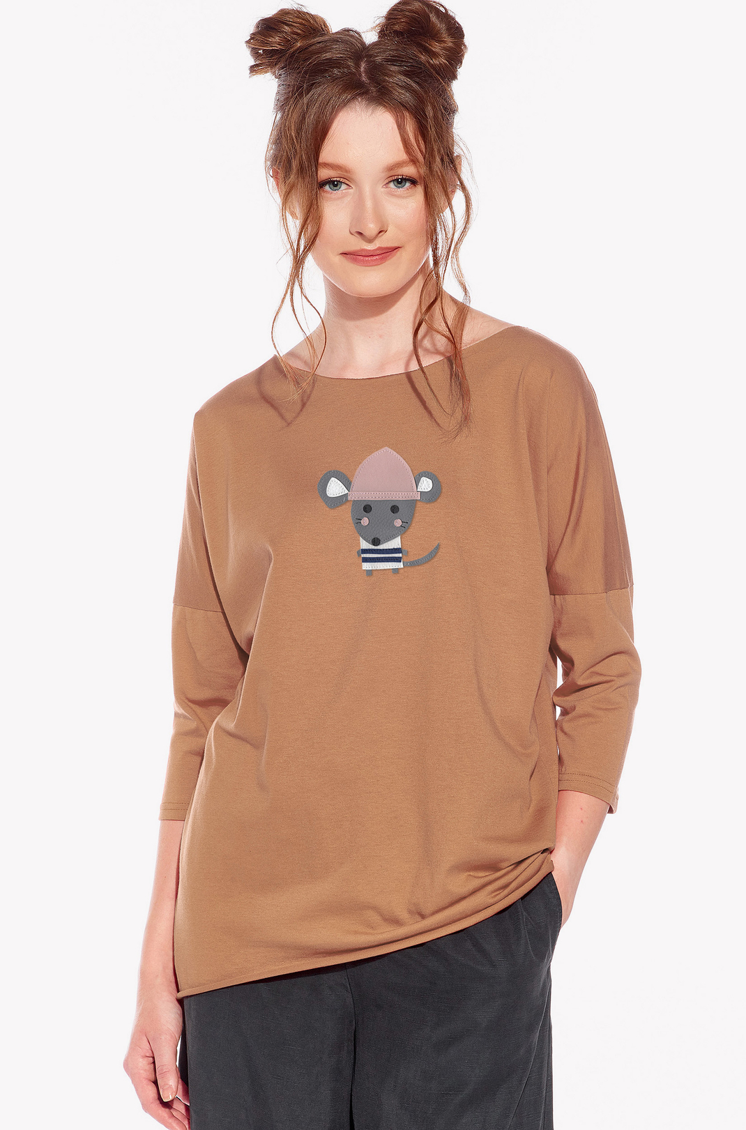 Shirt with a mouse
