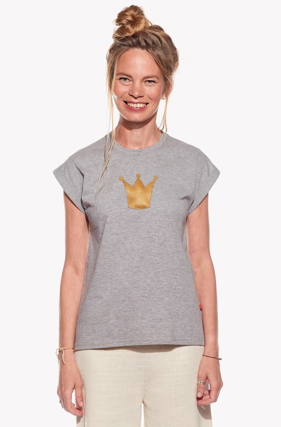 Shirt with crown