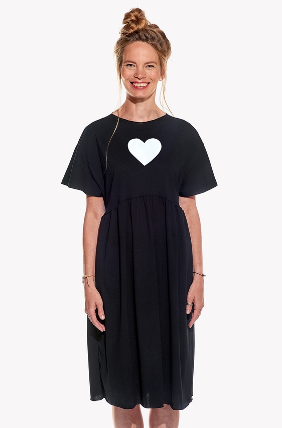 Šaty se srdíčkem