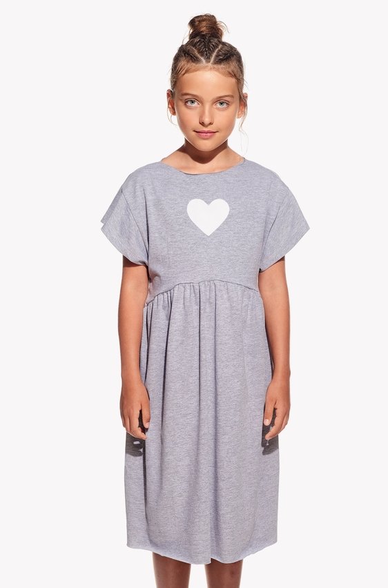 Šaty se srdíčkem