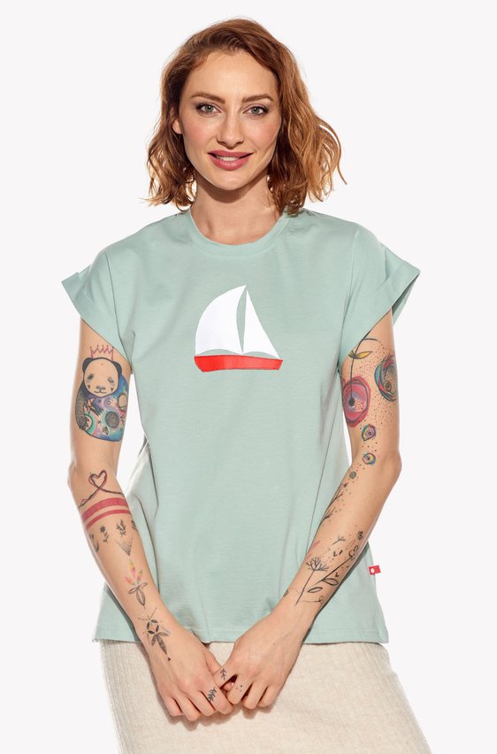 Shirt with sailboat
