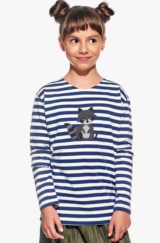 Shirt with raccoon