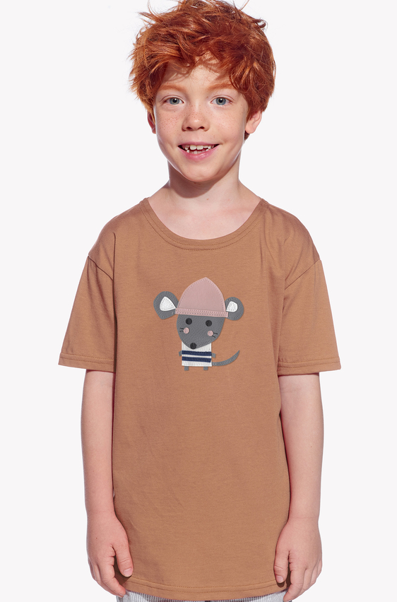 Shirt with a mouse